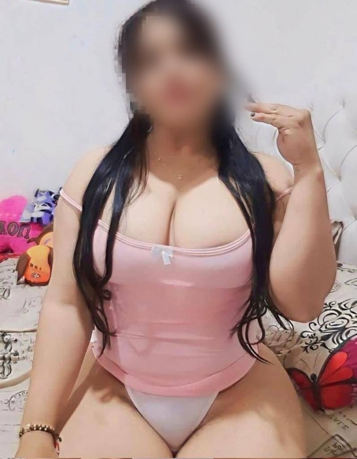 MADURITA INDEPENDIENTE MUY CACHONDA