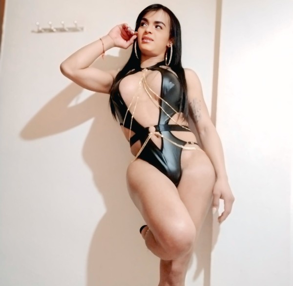 Cuerpo y rostro de diosa REAL