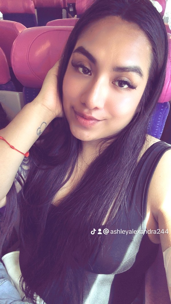 MUÑECA EN TU CIUDAD RECIÉN LLEGADA FIESTERA EN MADRID GRAN VIA