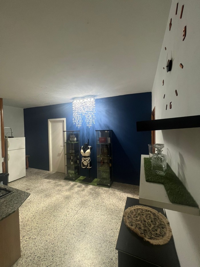 Solo para chicas de lujo habitaciónes gran oportunidad vecindar