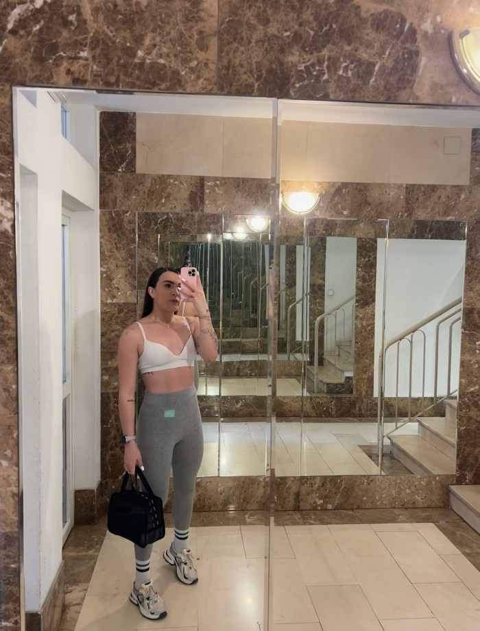 MUCHOS CENTIMETROS PARA CHUPAR