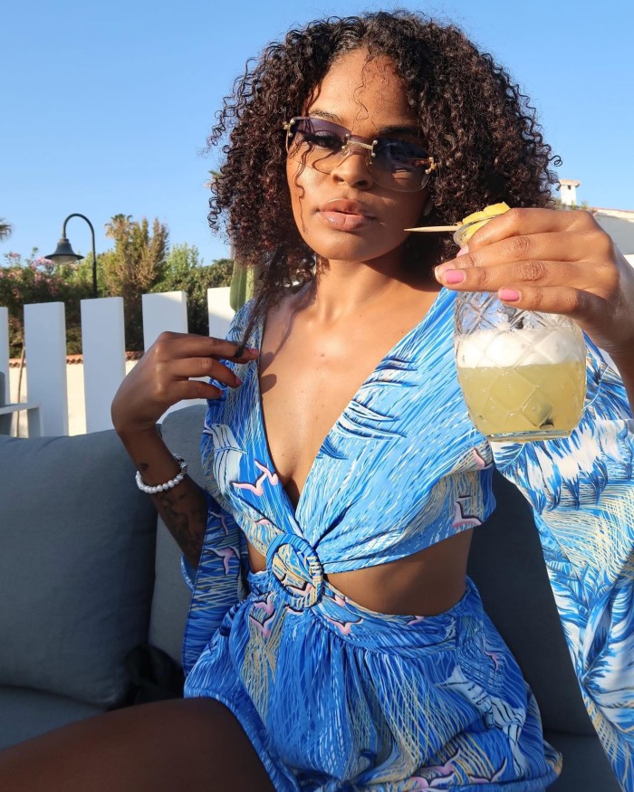 EN BARCELONA ESCORT DE LUJO EXOTIKA IMPLIKADA