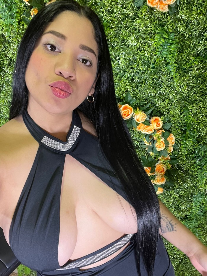 TETONA GUAPISIMA EN LEGANES