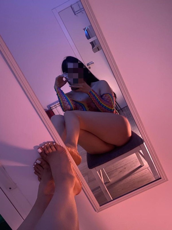 Visítame , activa 24 h , Colombiana , centro Huelva