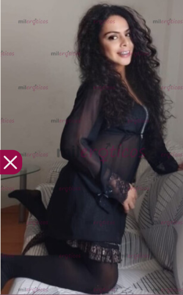 Camila morenaza XL femenina pollona versátil