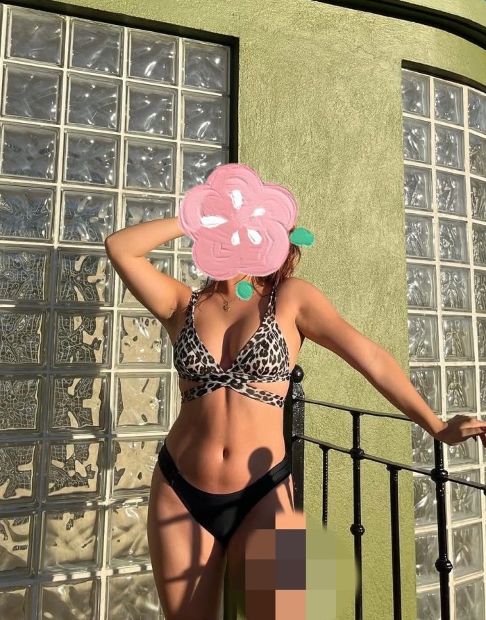 REBOTAR MIS TETAS EN TUS HUEVOS ES LO QUE QUIERO