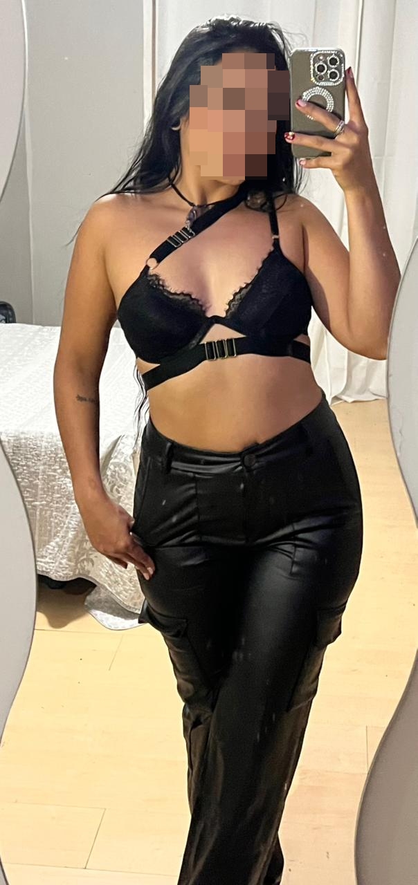 CORRETE EN MIS TETAS GRANDES