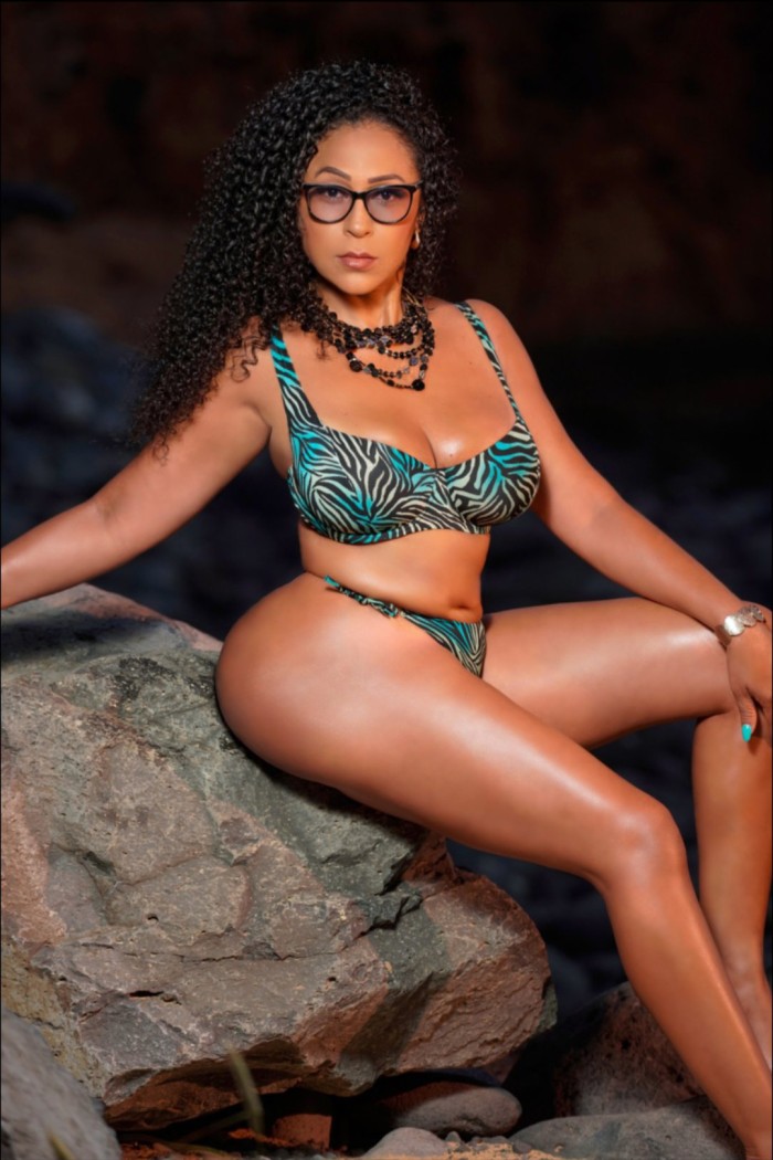 La Laguna Av. Trinidad Morenaza guapísima toda para ti