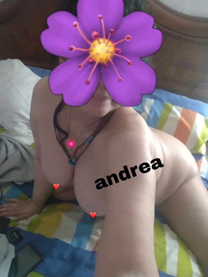 Madurita con curvitas deliciosas independiente