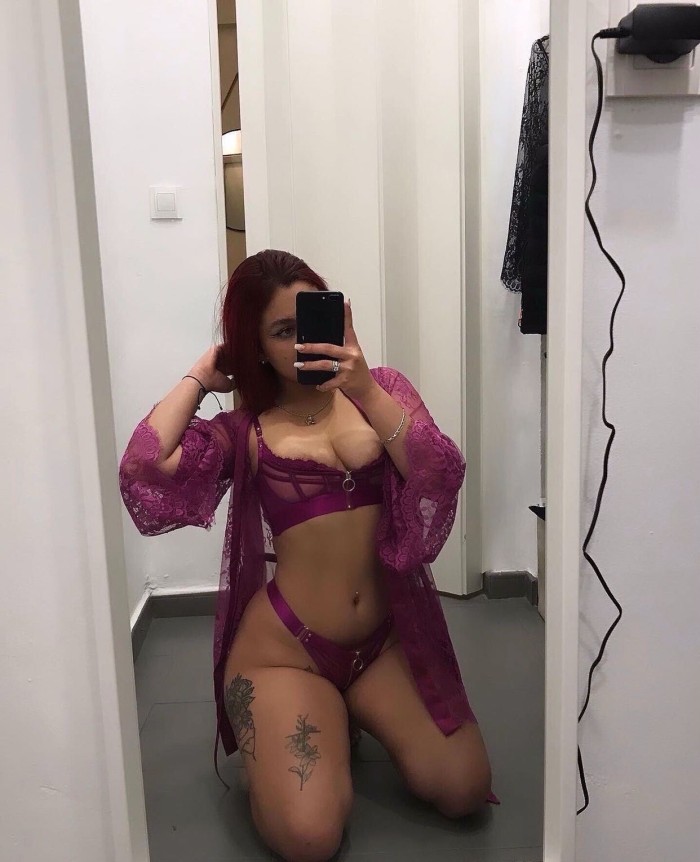 QUIERO TENER TU RICA POLLA DENTRO DE MI COÑO.