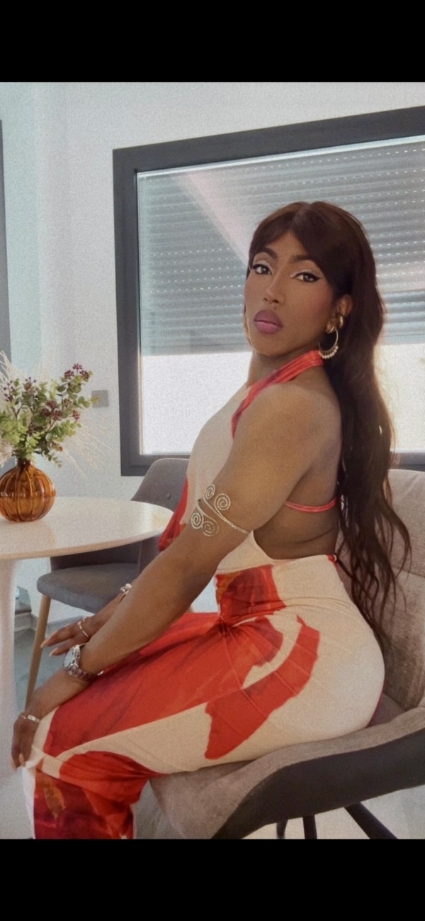 Masajista XL cansado de lo mismo dotada complaciente xxx