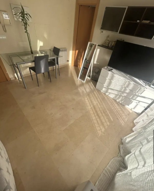 PISO INDEPENDIENTE CHICAS