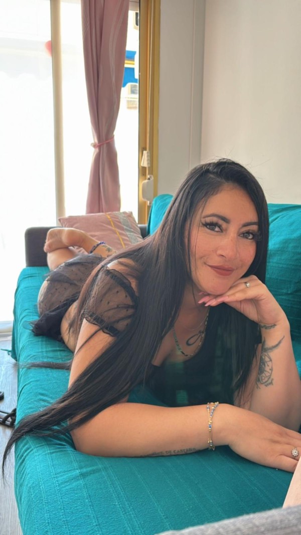 Latina exótica disponible cita previa