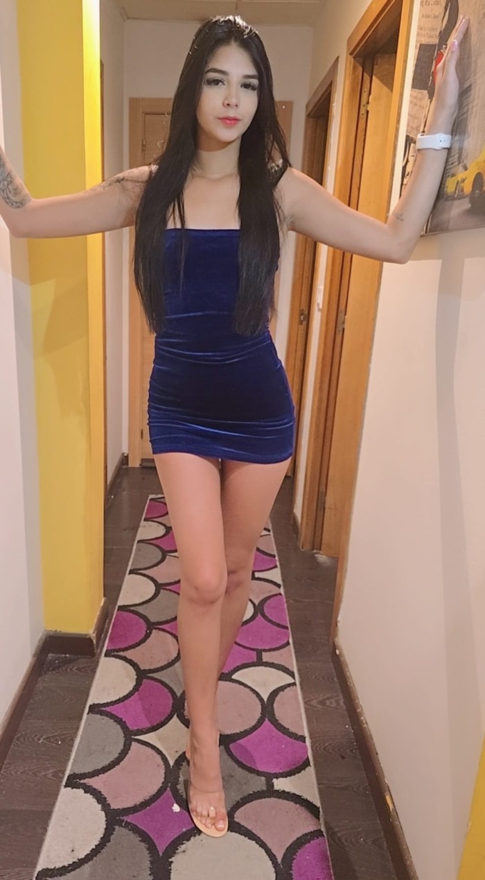 Soy CATALINA muñeca de 18 anos cariñosa, y amable