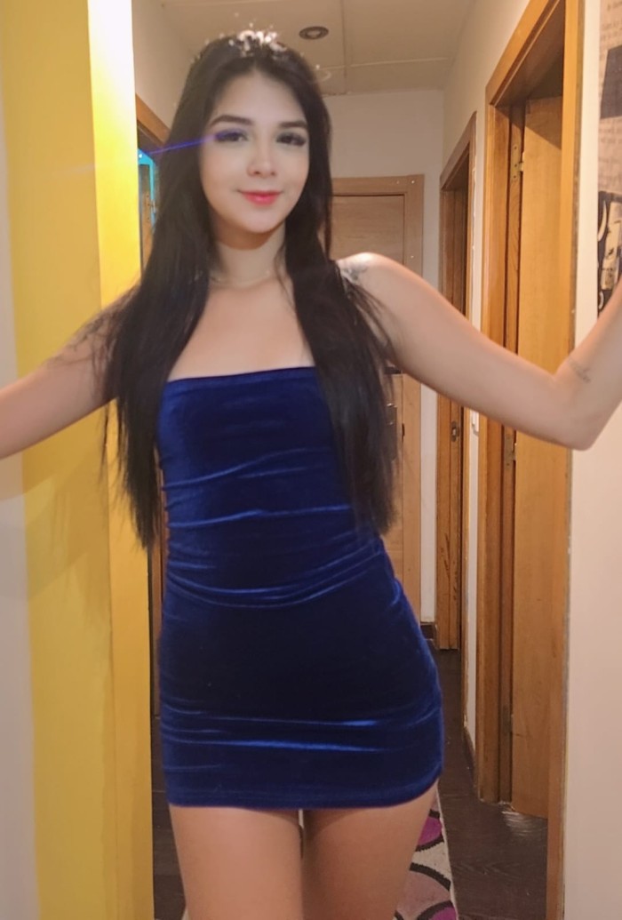 Soy CATALINA muñeca de 18 anos cariñosa, y amable