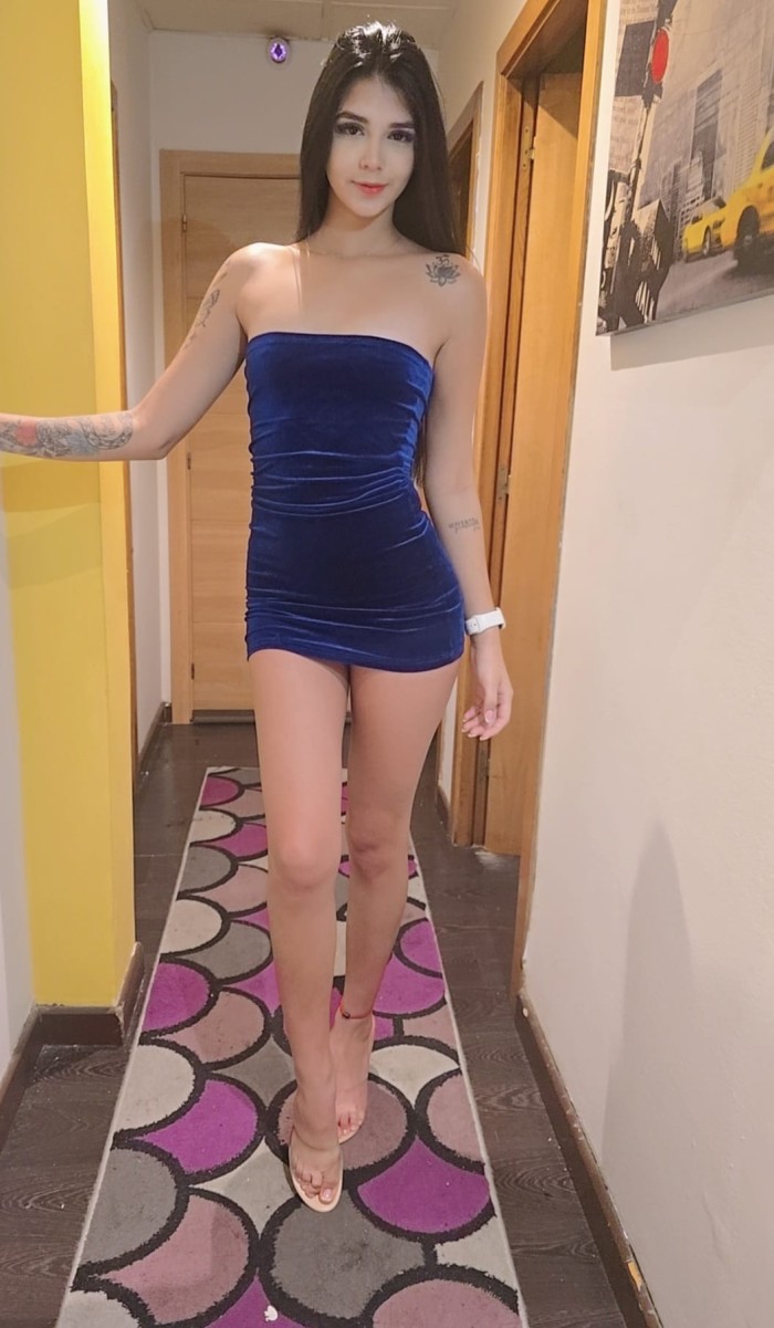 Soy CATALINA muñeca de 18 anos cariñosa, y amable