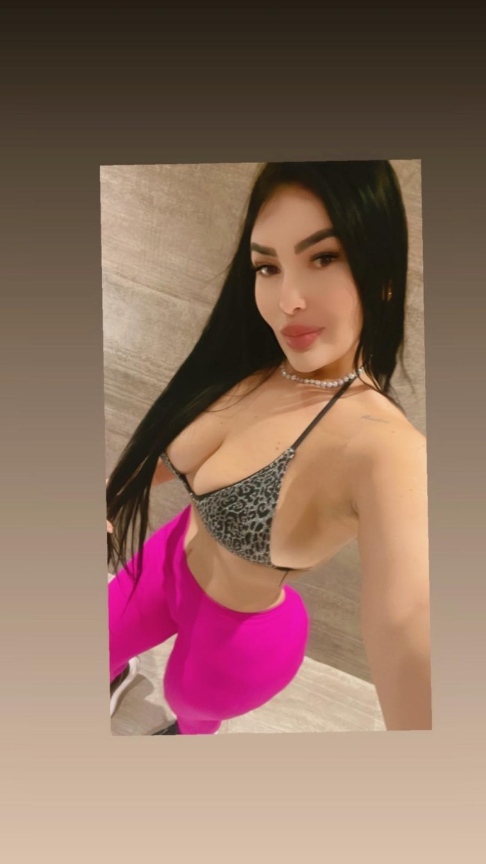 JOVEN SENSUAL Y RADIANTE NUEVA EN TU ZONA