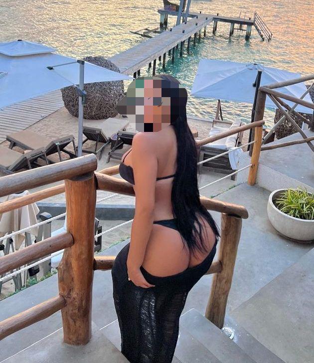 MAMADA A PELO Y RICA PENETRACIÓN//SALIDAS 24H