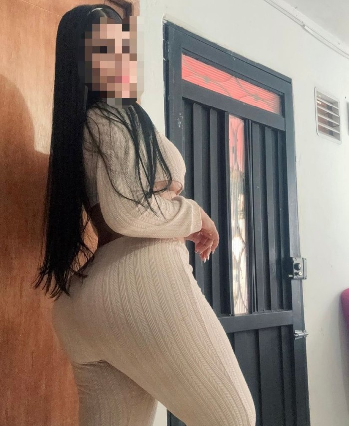 MAMADA A PELO Y RICA PENETRACIÓN//SALIDAS 24H