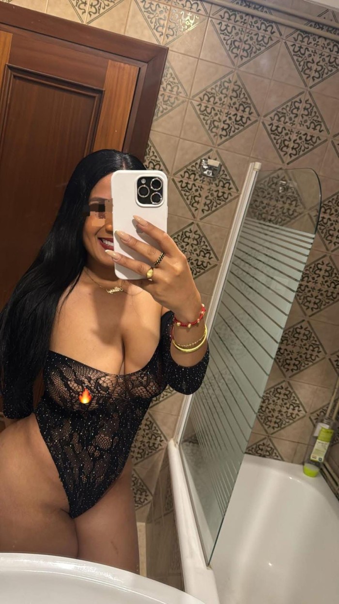 RICAS NIÑAS CACHONDAS, CARGADITA DE LECHE RICAS NI