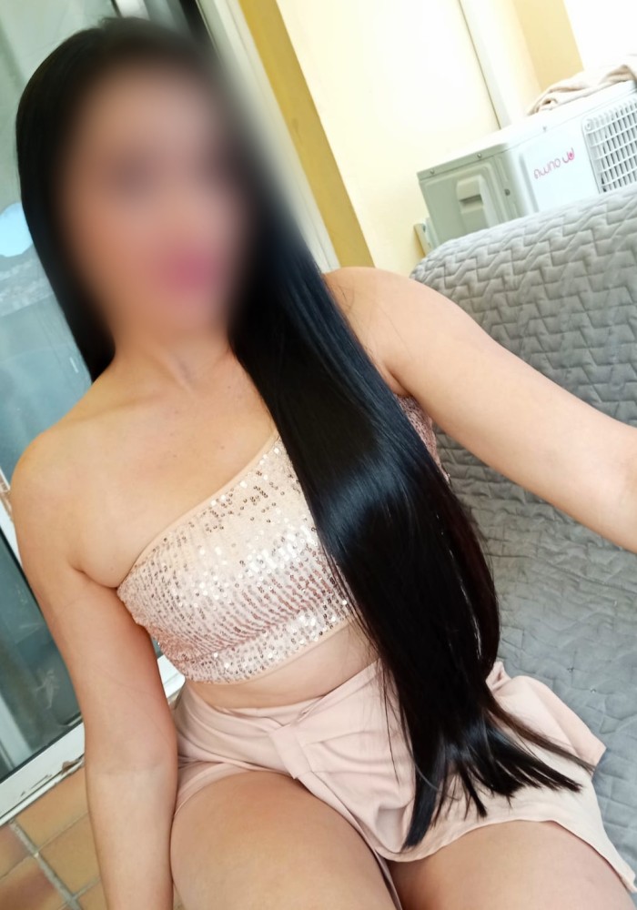 JOVEN ESVELTA TRAVIESA PACK HORAS FIESTERA