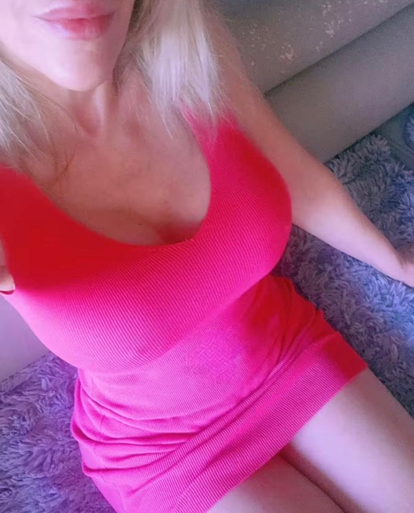 Bella sexy atrevida para complacer tu deseos.!