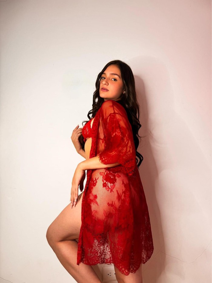 SEXY Y CACHONDA ESCORT LATINA NUEVA EN ZONA