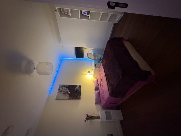 PISO DE LUJO PARA CHICAS TRANQUILAS ESTUPENDA UBICACIÓN