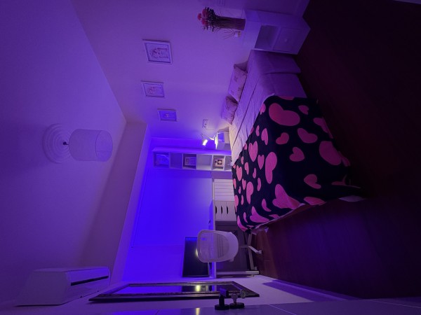 PISO DE LUJO PARA CHICAS TRANQUILAS ESTUPENDA UBICACIÓN