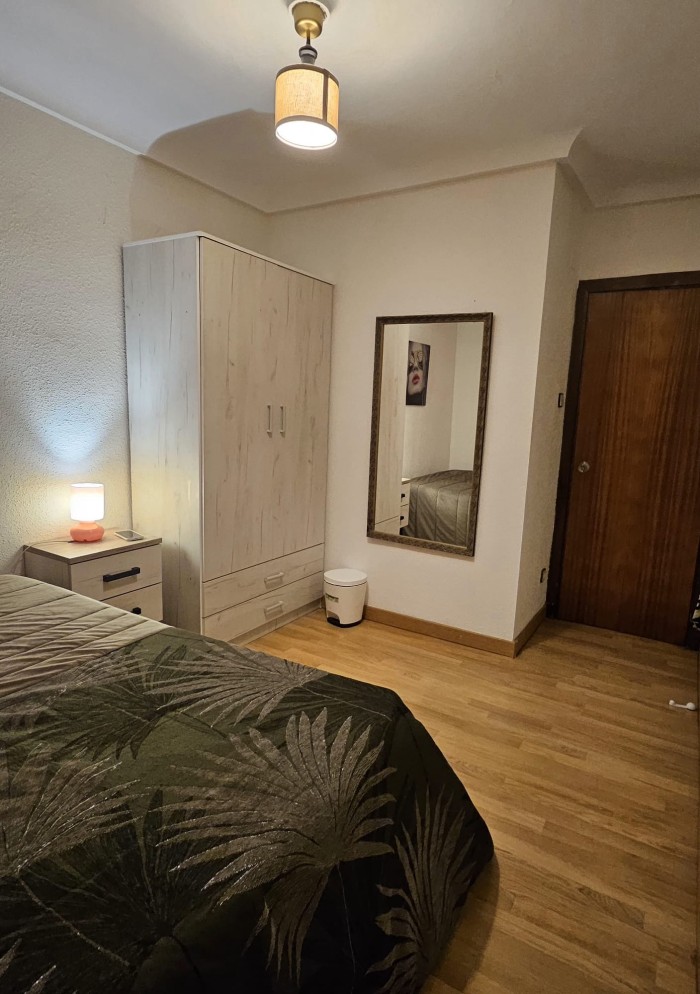 Habitación disponible pleno centro de Zaragoza