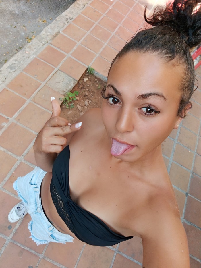 Woman of the future .. rape u asshole? //Outdoor?(only WhatsApp)