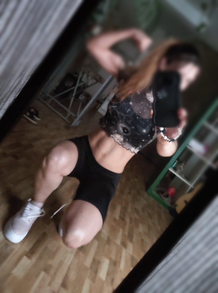 chica feet y masajista con titulacion real