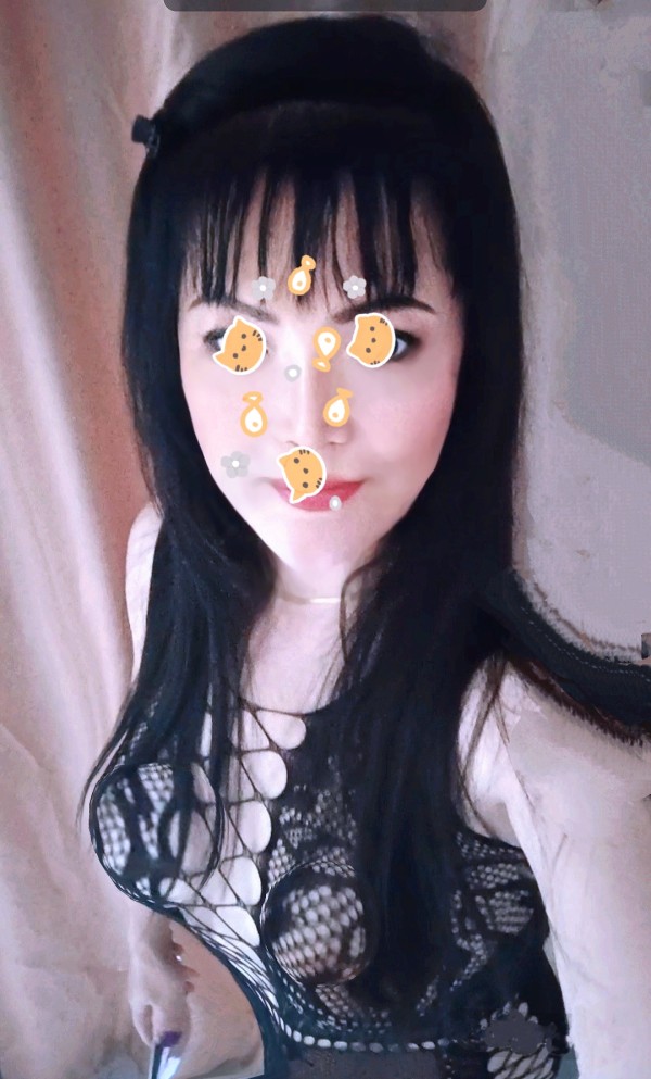 NOVEDAD EN LLEIDA JAPONESA 24 AÑOS PARTICULAR