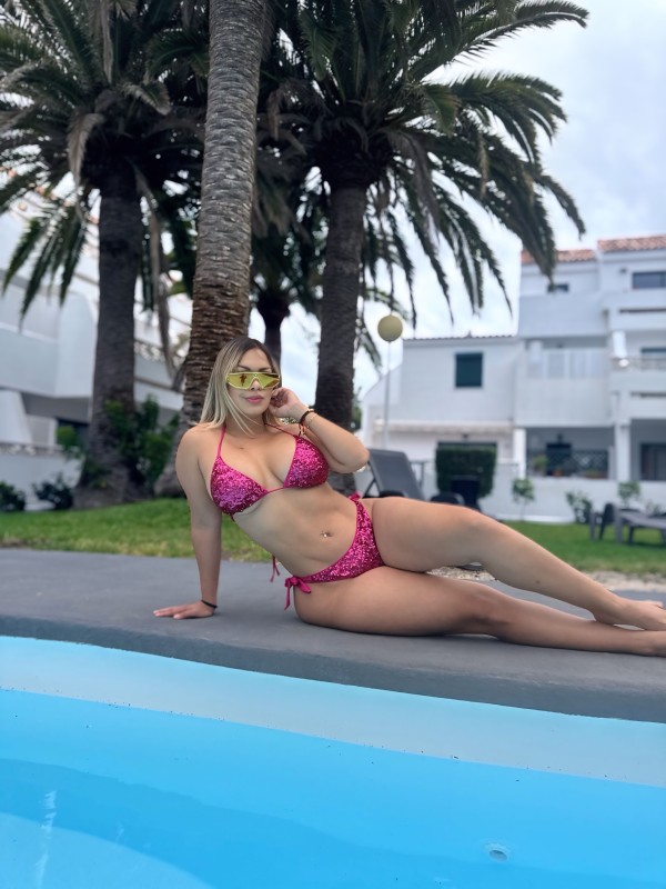 Novedad ardiente  espectáculo de bombón MASPALOMAS