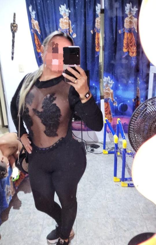 NINFOMANA N BUSCA DE SEXO SALVAJE