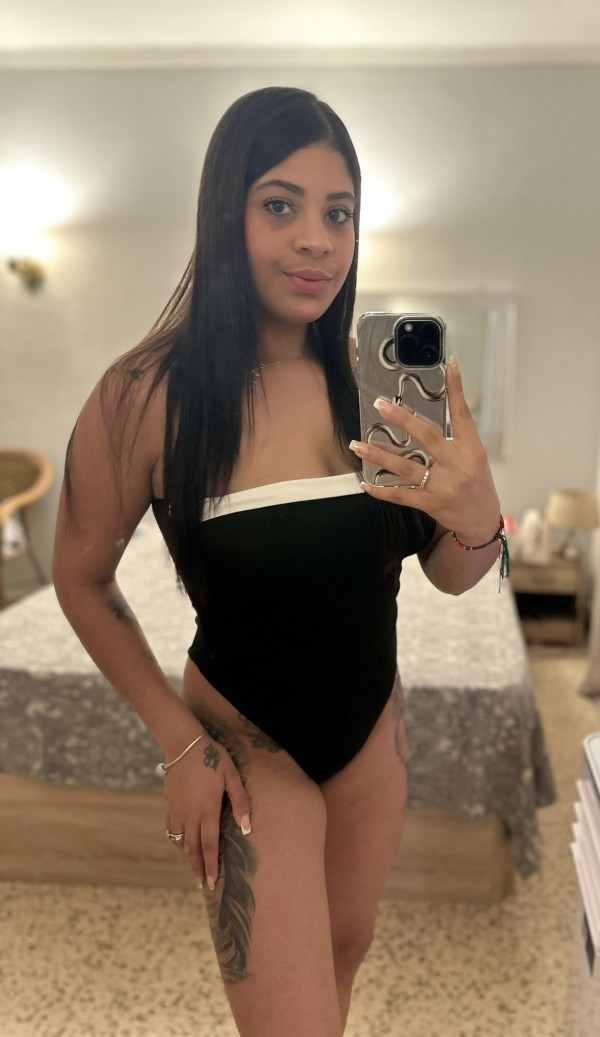 NOVEDAD Vanessa Caliente fiestera