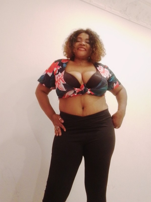 Mulata culona para griego