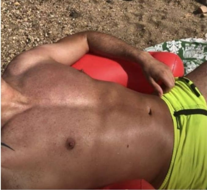 Marco masajista chicos parejas placer garantizado