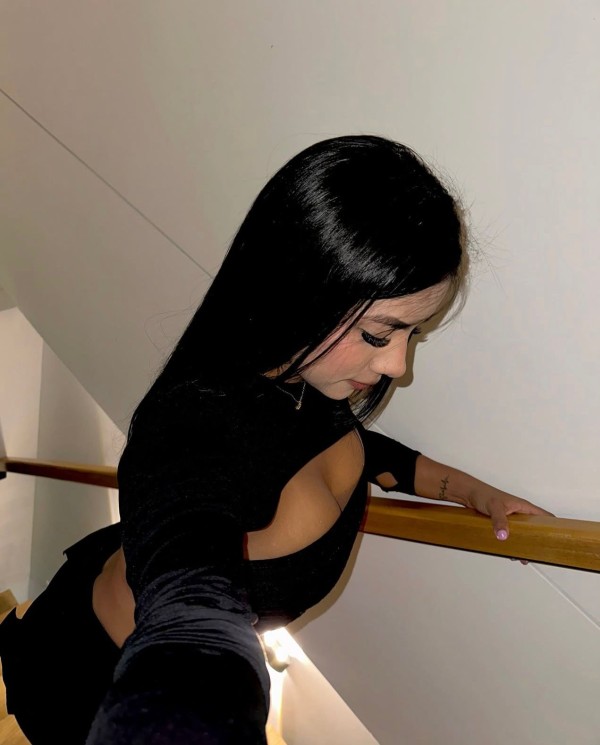 Latina, cariñosa y muy pervertida