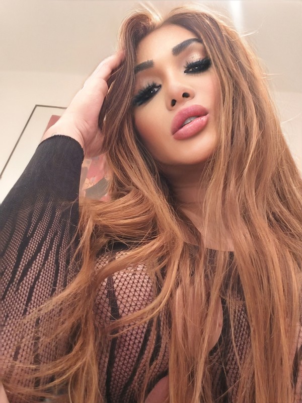 Mas perra q humana diosa de fiesta