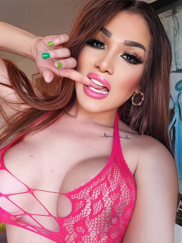 Mas perra q humana diosa de fiesta