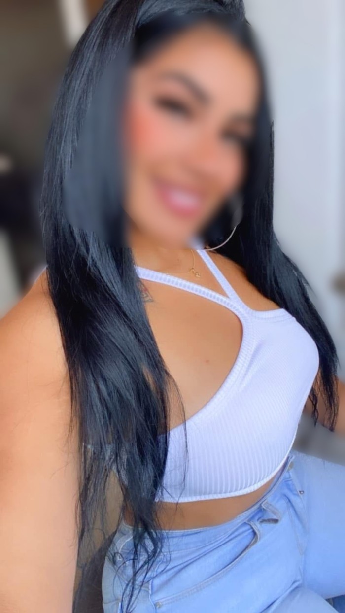 APASIONADA Y DISCRETA /SALIDAS