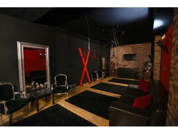 DOMINA PATRICIA AMA FEMDOM