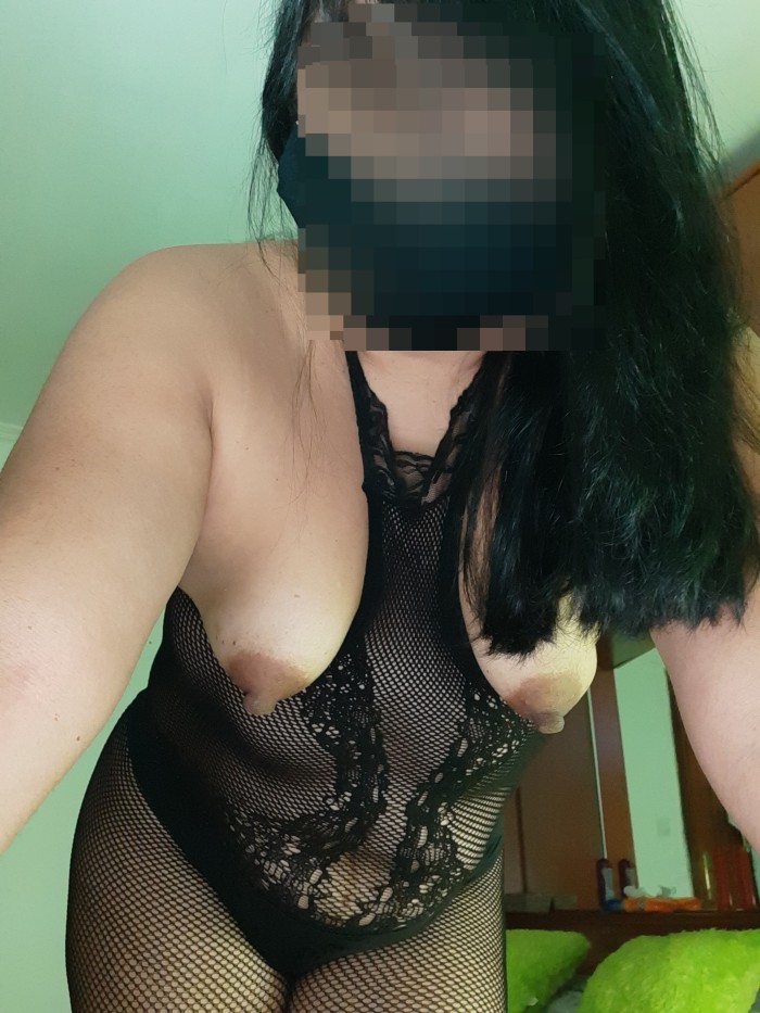 42 AÑOS MADURITA RICA