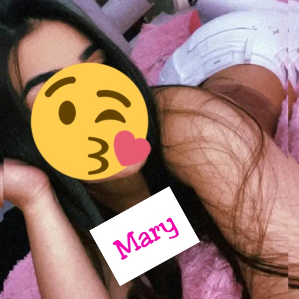 Amigas cachondas esperándote en estrecho