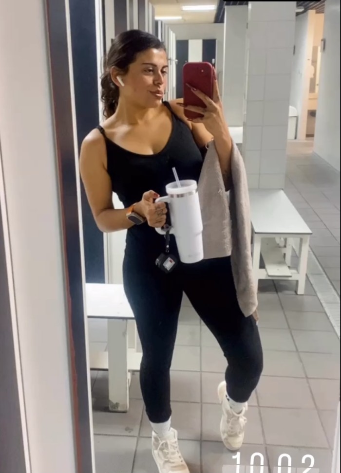 JOVENCITA ESPAÑOLA. CITA PREVIA