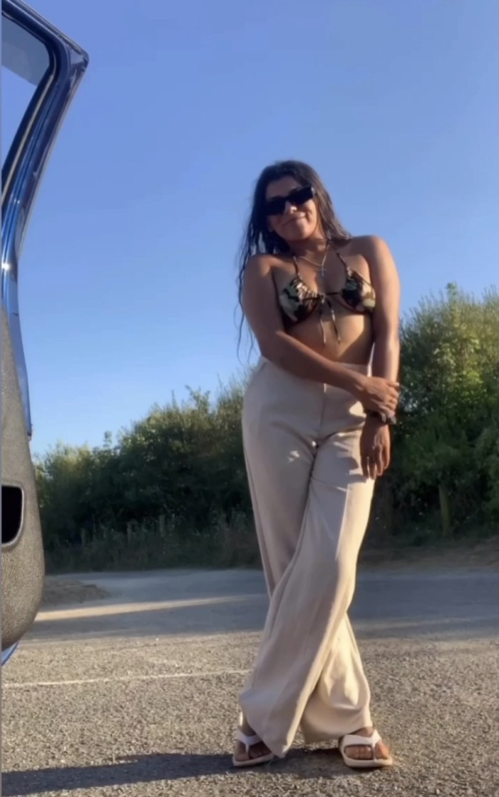 JOVENCITA ESPAÑOLA. CITA PREVIA