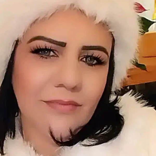 BELLA ENCANTADORA ALEGRÍA Y PLACER TOTAL PARTICULA