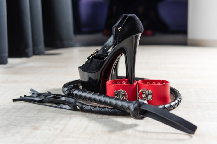 DOMINA AMA VOCACIONAL…GUAPA EXUBERANTE….SADO..