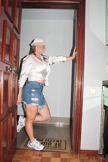 Madurita rubia, espectacular, delgadita tetona X-p